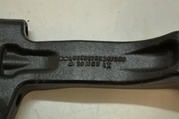Support de cabine gauche Mercedes Actros MP4 OEM A9603170524 image 6