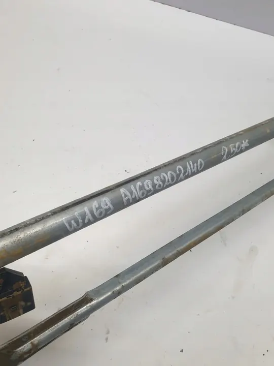 Mercedes-Benz OE A1698202140 Voorruitenwissermechanisme image 2