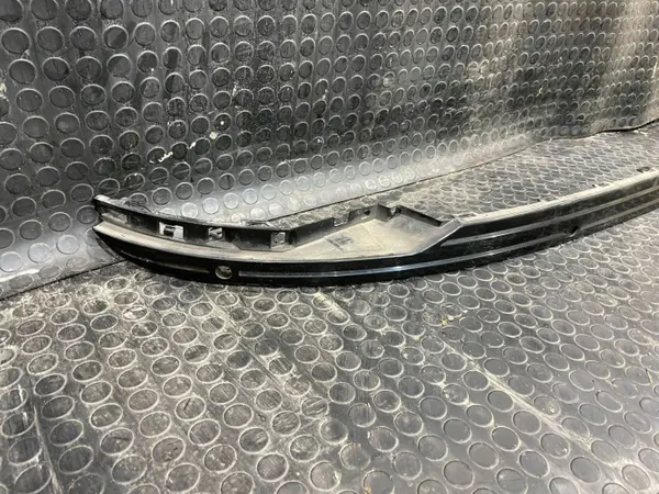 Audi e-tron Parachoques Trasero OEM 4KE807833 image 3