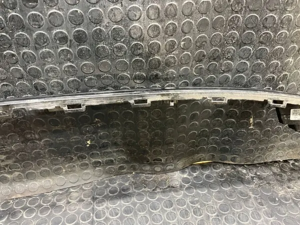 Audi e-tron Parachoques Trasero OEM 4KE807833 image 6