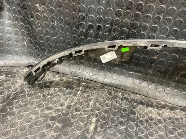 Audi e-tron Parachoques Trasero OEM 4KE807833 image 8