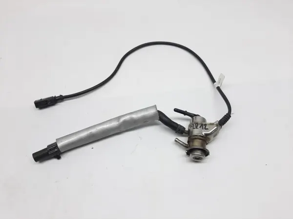 Inyector AdBlue OEM 7P6131113A para VW Touareg II image 2