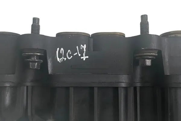 Intake Manifold FORD TRANSIT 3.2L diesel 2015 image 5