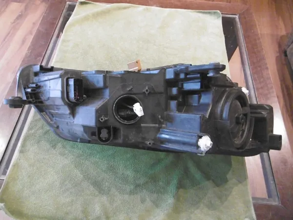 Linker Scheinwerfer Skoda Superb III Xenon LED image 5