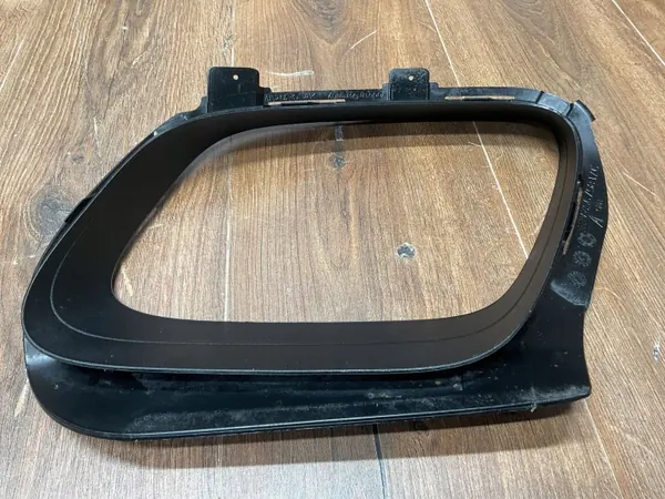 Marco de escape derecho Porsche Panamera 971 OEM 971807952 image 7