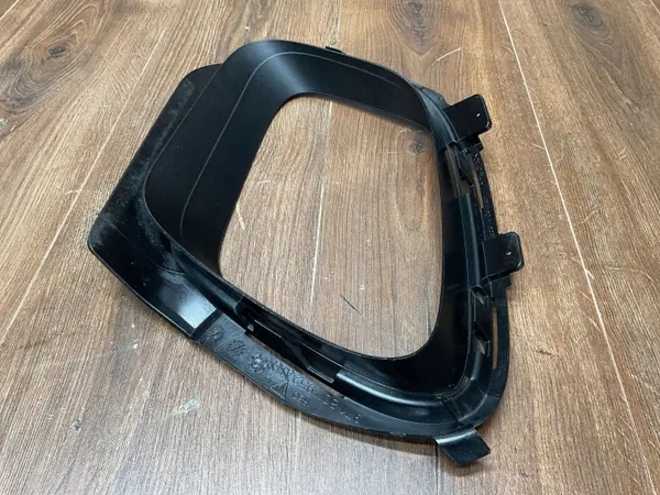Marco de escape derecho Porsche Panamera 971 OEM 971807952 image 8