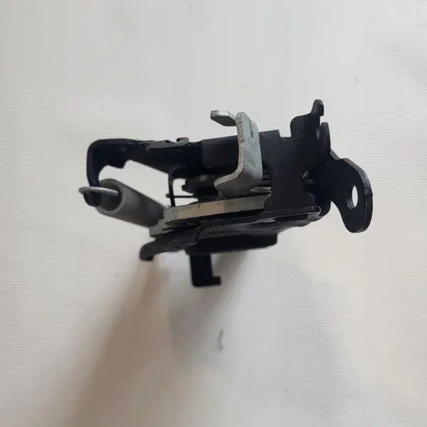 Oikea Konepeltilukko OEM 7347409 BMW 7-sarja G11 image 6