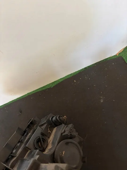 Oikea Ajovalo VW Touran Lift Käytetty image 5