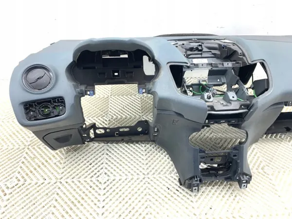 Salpicadero OEM LORK-1762-33335 para Ford Fiesta MK7 image 4