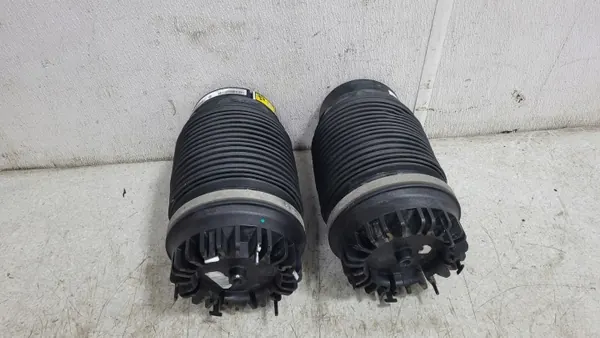 OEM 04877136AB Bakre luftfjädring för RAM 1500 image 2