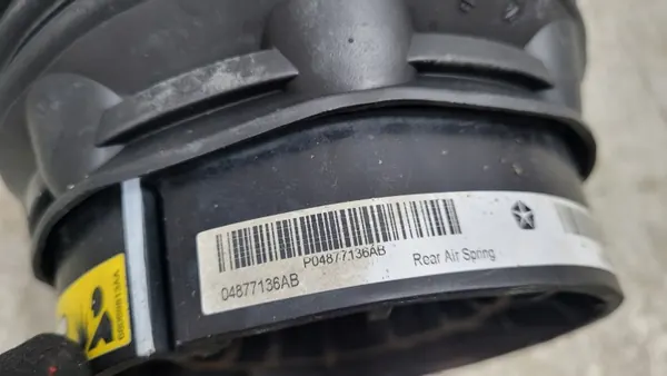 OEM 04877136AB Bakre luftfjädring för RAM 1500 image 6