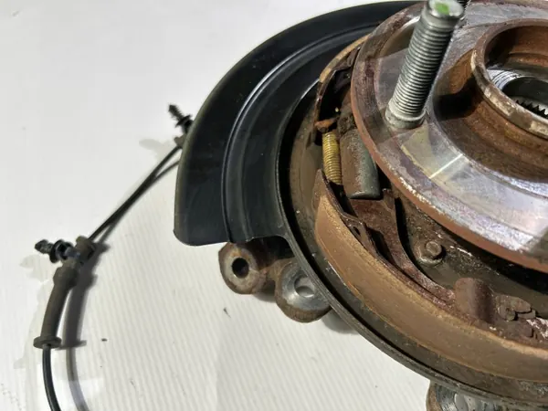 OEM 0487711345 Cubo Trasero Izquierdo Dodge Durango image 3