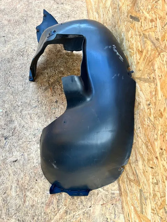 Volkswagen Touran I Front Right Wheel Arch OEM image 5