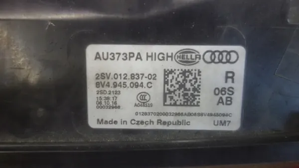 AUDI A3 8V Lámpara Trasera Derecha 8V4945094C image 4