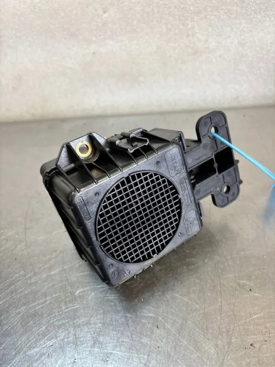 Bocina usada OEM 256A87835R para Renault Dacia image 2