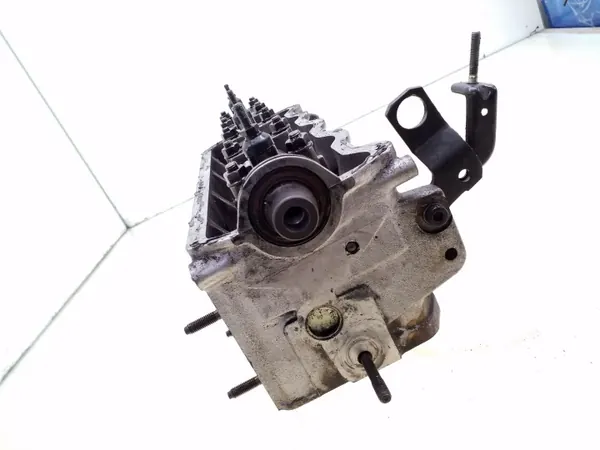 Cabeça do Motor Audi 80 OEM 028103373N - Usado image 3