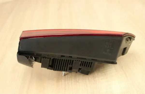 Lámpara trasera LED del maletero izquierda Audi A6 C7 Sedan OEM image 5