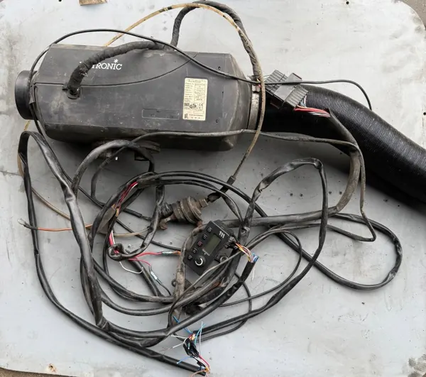 Eberspacher Airtronic D4 4kW 12V Diesel Standheizung image 2