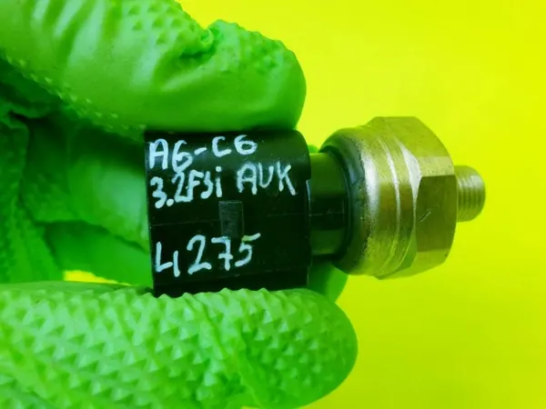 Capteur Pression Carburant OEM 06E906051E Audi A6 C6 image 6