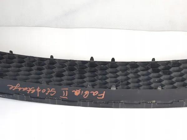 Griglia paraurti Skoda Fabia II 2 RS 5J0 5J0853677C image 6