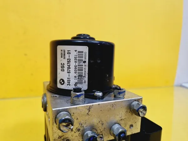 Pompe ABS OEM DRC97892 pour BMW E81 - Contrôleur image 5