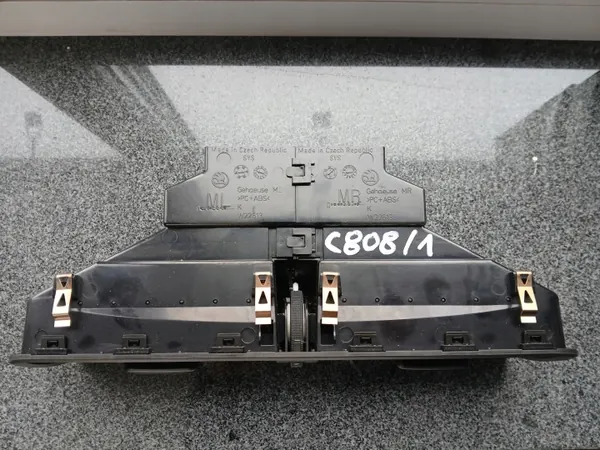 Skoda Fabia III luftgallergaller OEM 6V0820951A image 3