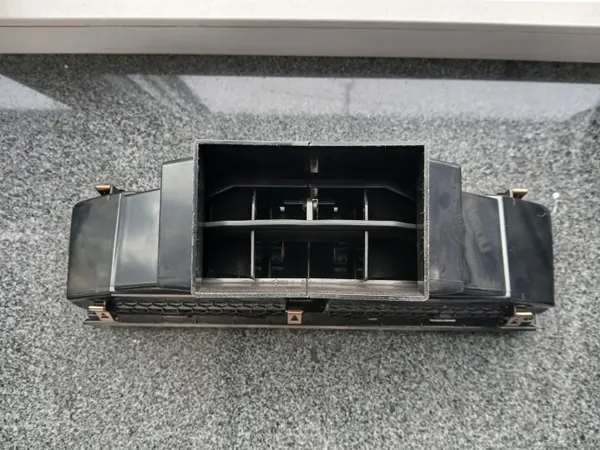 Skoda Fabia III luftgallergaller OEM 6V0820951A image 6