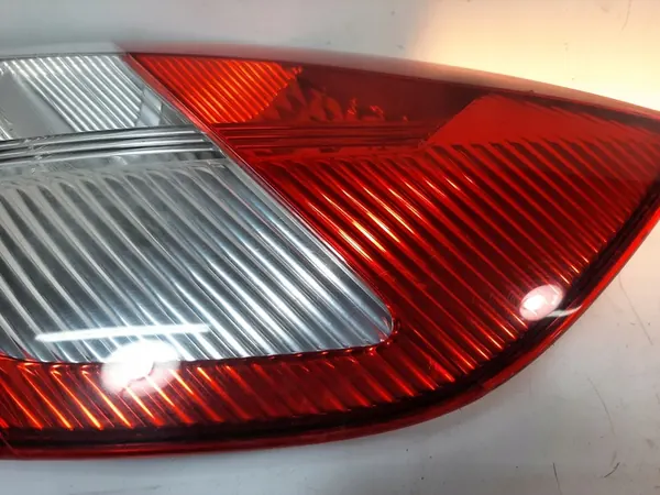 RENAULT SCENIC II 1.6 16V Lámpara Trasera Derecha 8200493375 image 6