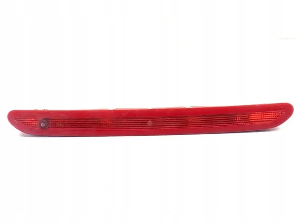 Bromsljus OEM 5K0945087B för VW Golf Plus 04-13 image 2
