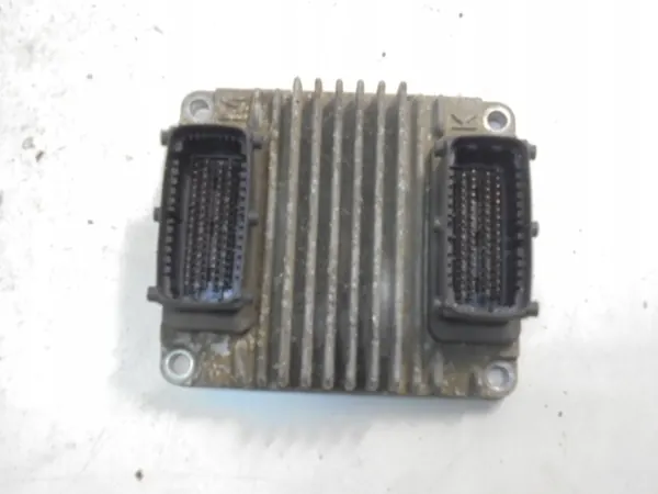 Computadora Motor Opel Usada OEM 12214089 image 6