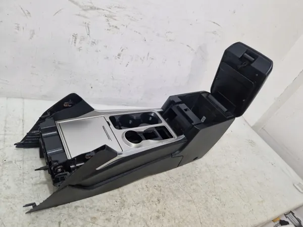 Keskikonsolin käsinoja OEM TUNRLSRODKOEY JJJ4 Ford Explorer image 7