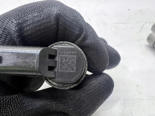 Válvula de Controle da Árvore de Cames OEM 06L109257T VAG TFSI image 5