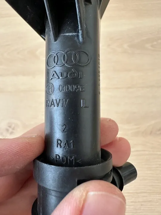 Linker koplampwasinstallatie Audi Q3 8U0955101B image 3