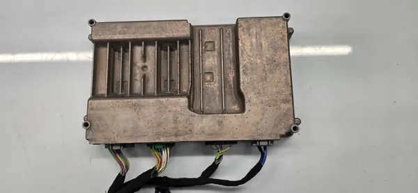 Pompe de direction Land Rover Defender II R8B2-19C164-TA image 2