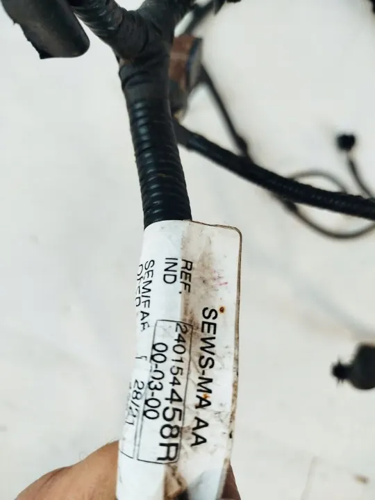 Faisceau Pare-chocs Arrière Renault Kangoo IV OEM 240154458R image 6