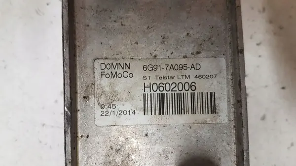 Resfriador de óleo Ford Focus C-MAX 2005 image 2