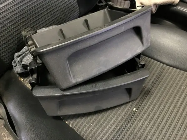 Mercedes W245 voorstoellade OEM FOTELA W245 image 4