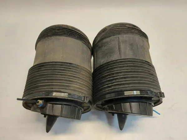 Audi Q8 E-TRON takajousitusilmapatja OEM 4m0616002ak image 2