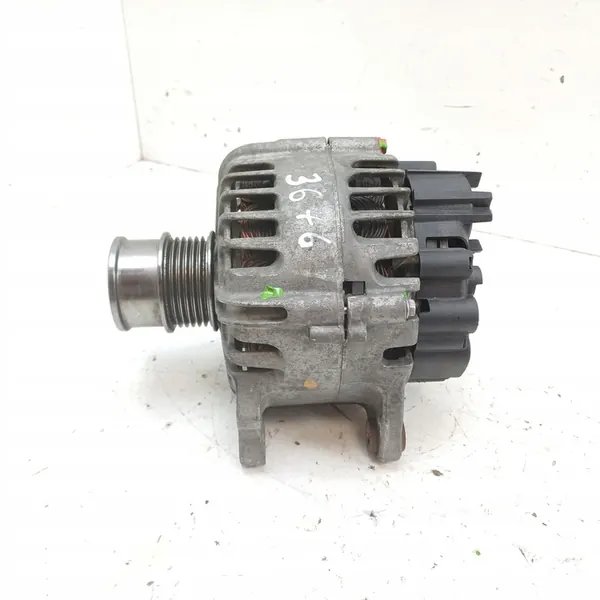 2017 Volkswagen Polo V 6R Vaihtovirtageneraattori 04E903021N image 5