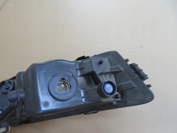 Lâmpada Halógena Esquerda e Direita Skoda Rapid 12-17 OEM AWU3686 image 9