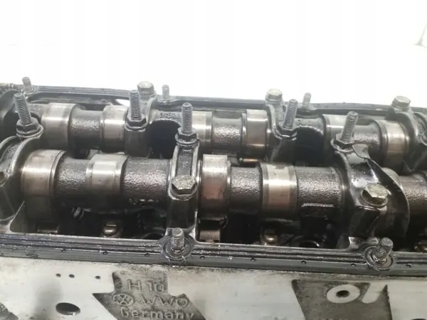 Culasse moteur Audi A4 B5 OEM 059103353D image 3