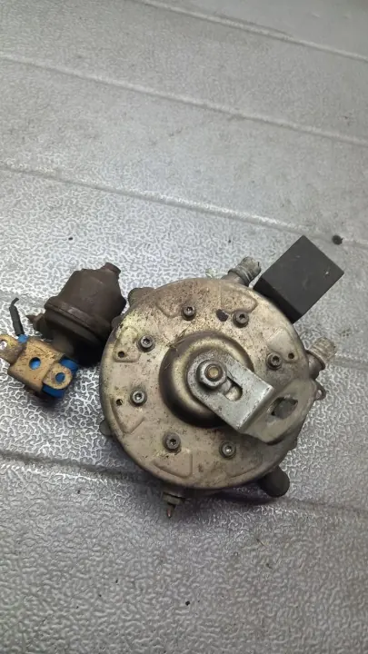 Radiador Daewoo Lanos 1.5B OEM 67R-0192006 Usado image 3