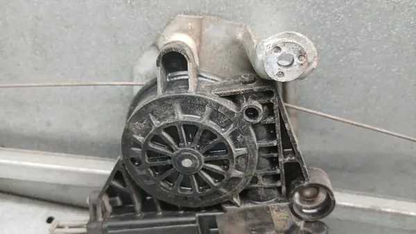 Elevador de vidro traseiro direito Opel Zafira A 99-03 90579540 image 4