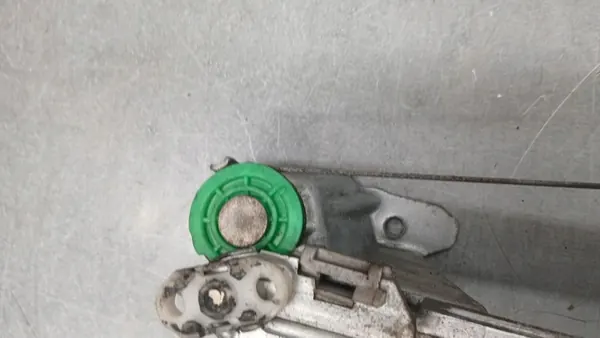 Elevador de vidro traseiro direito Opel Zafira A 99-03 90579540 image 8