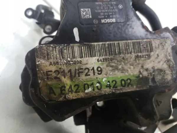 Bomba de combustível Mercedes-Benz E W211 OEM A6420104202 image 4