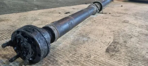 BMW 1229505 Drivaxel för 7-serie E38 4.0L Diesel image 3