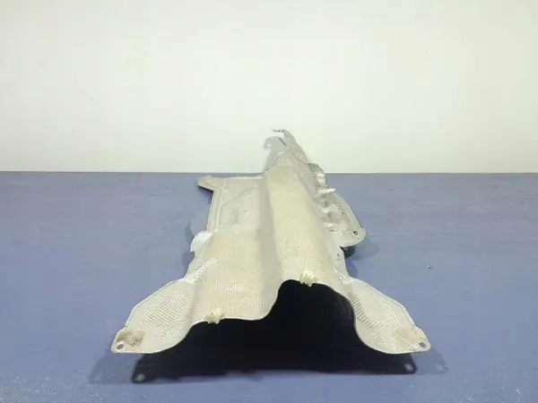OEM 7447025 Escudo Térmico Tanque Esquerdo BMW 2 F44 image 4
