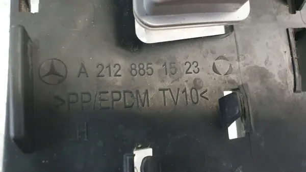 Linker Bumperrooster Halogeen DRL Mercedes E-Klasse W212 09- A2049068900 image 6