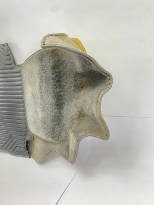 Fußmatte OEM WYKŁADZINA00/SDV10425 Links Vorne Mercedes image 3