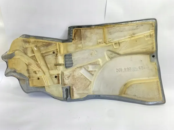 Fußmatte OEM WYKŁADZINA00/SDV10425 Links Vorne Mercedes image 8